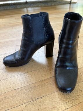 Saint Laurent Black Leather Chelsea Block Heel Ankle Boots